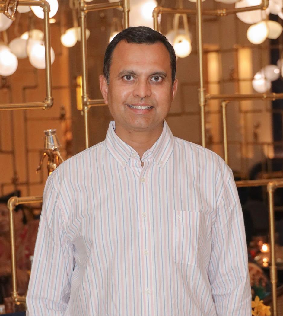 Dr. Rupeysh Jha
